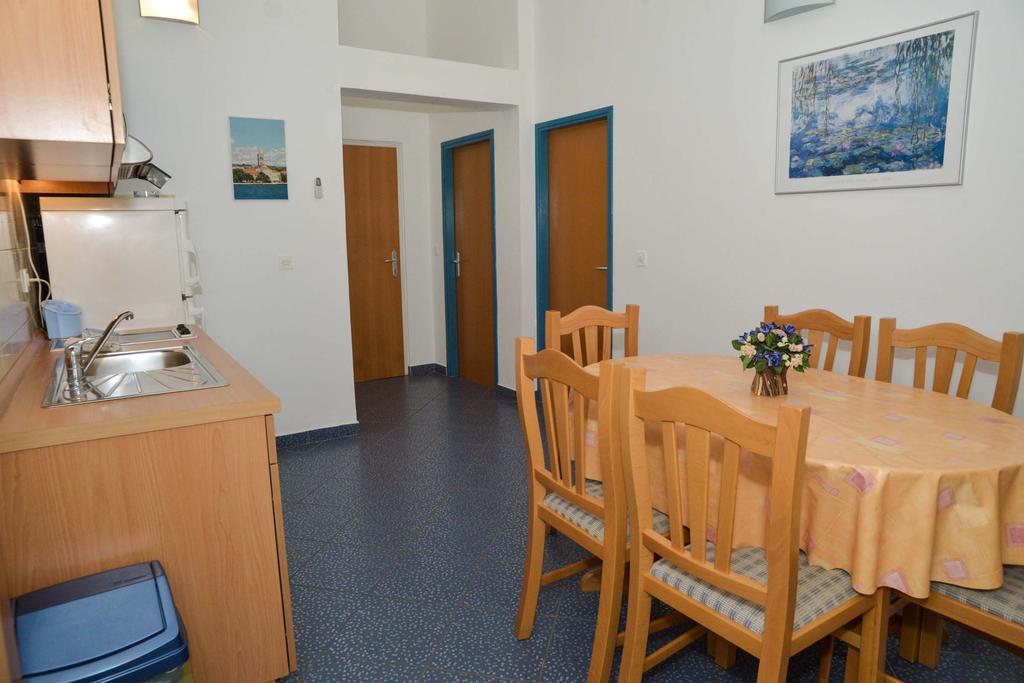 Apartments Lonic Куклица Экстерьер фото